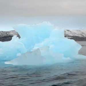 Instant light – Calving Glacier